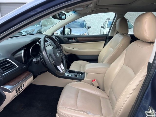 2015 Subaru Outback Limited 10