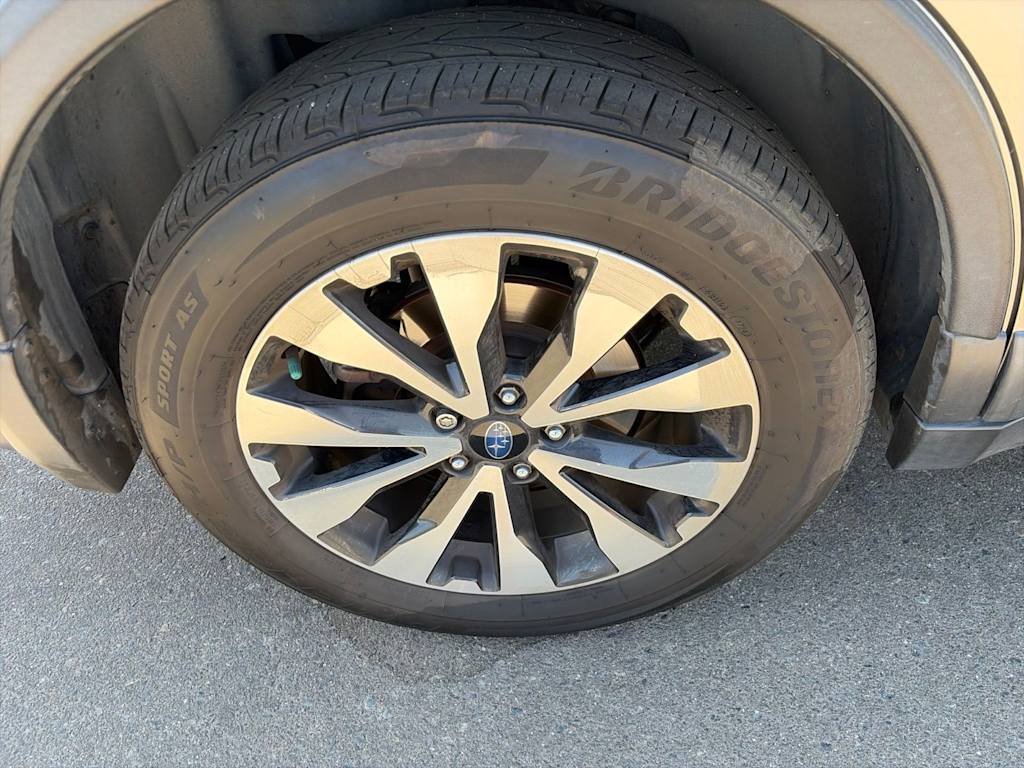 Thumbnail: 2017 Subaru Outback - 22