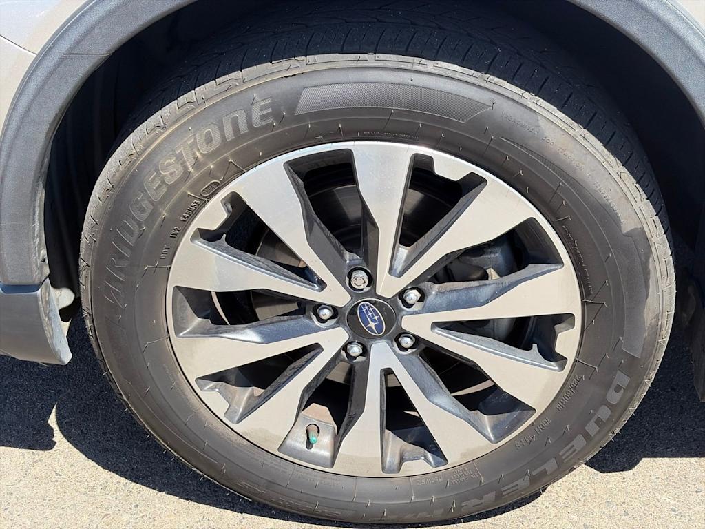 Thumbnail: 2017 Subaru Outback - 5