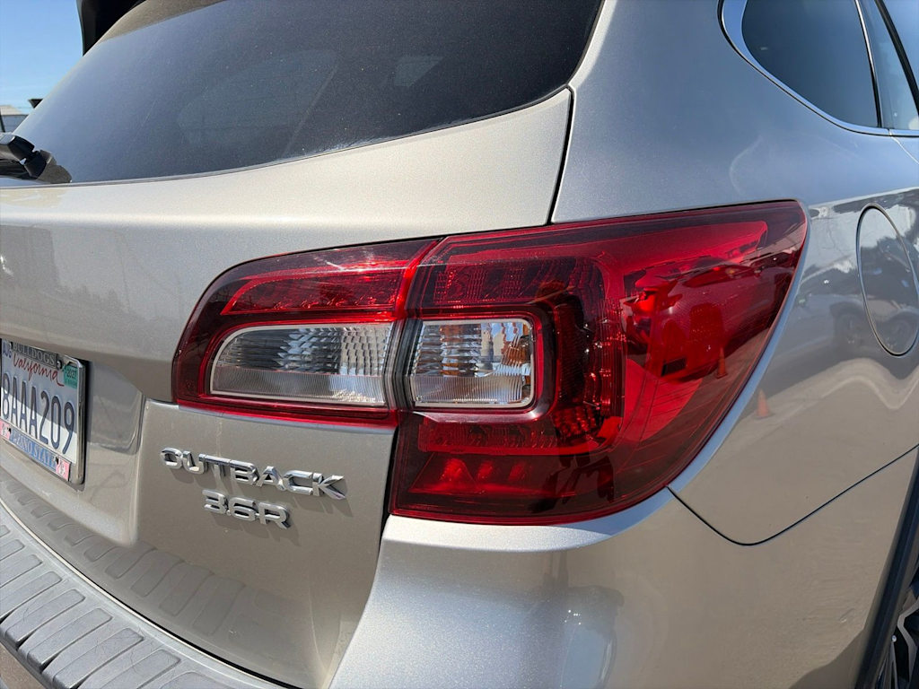 Thumbnail: 2017 Subaru Outback - 23