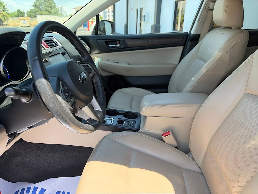 Thumbnail: 2017 Subaru Outback - 9