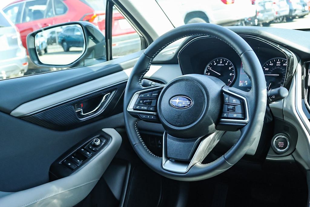 2025 Subaru Outback Premium 12