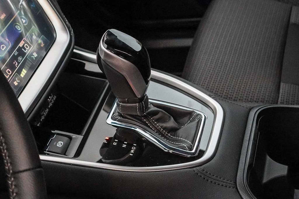 Thumbnail: 2025 Subaru Outback - 13