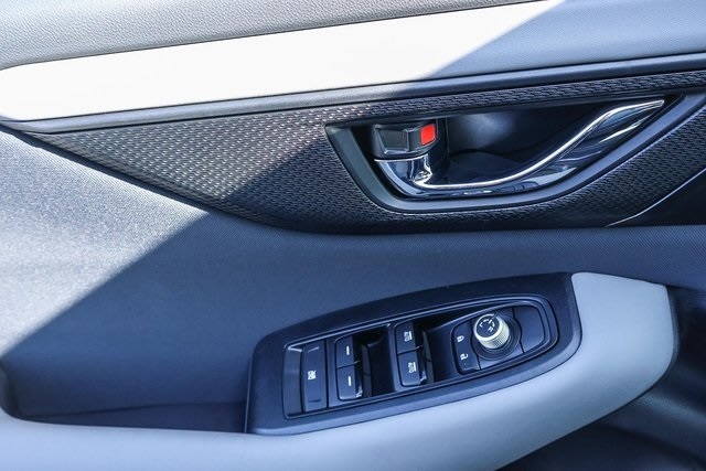 2025 Subaru Outback Premium 24