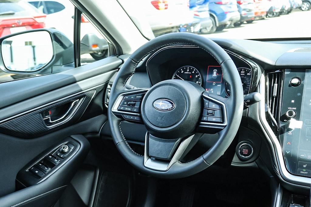 2025 Subaru Outback Premium 12