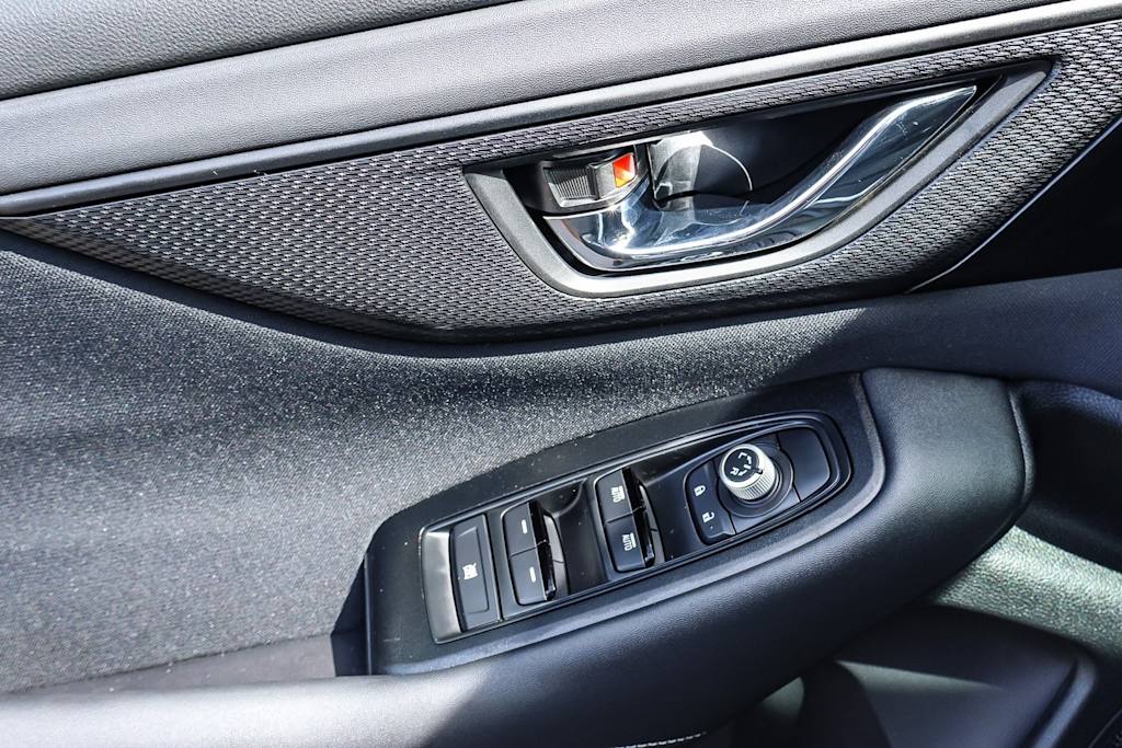 2025 Subaru Outback Premium 25