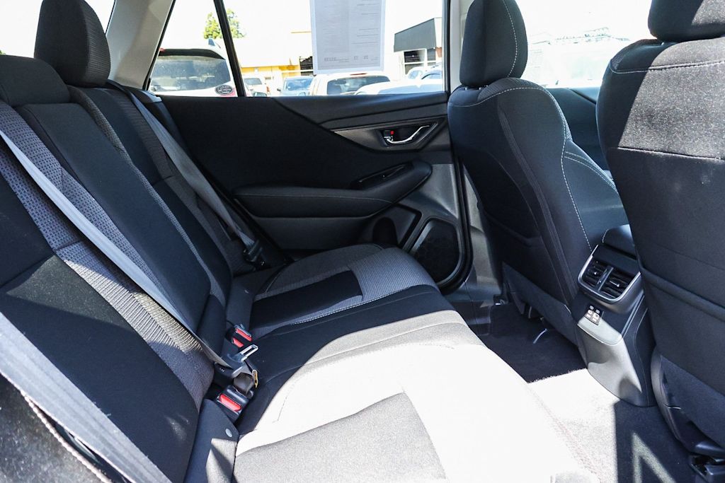 2024 Subaru Outback Premium 31