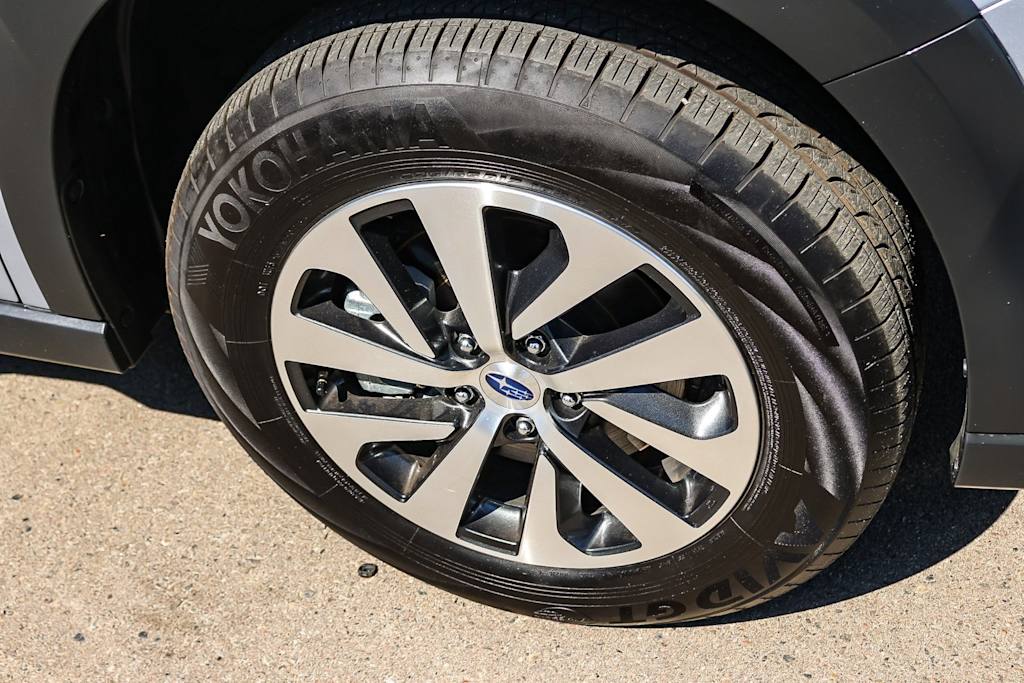 2024 Subaru Outback Premium 25