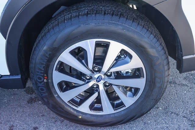 2025 Subaru Outback Premium 6