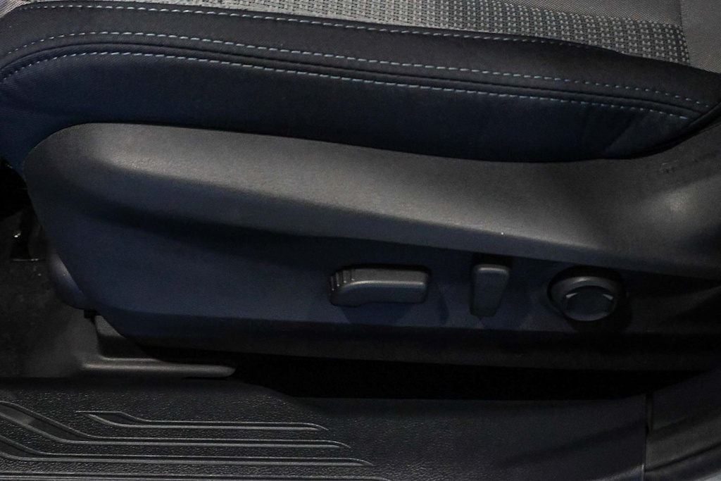 Thumbnail: 2025 Subaru Outback - 19