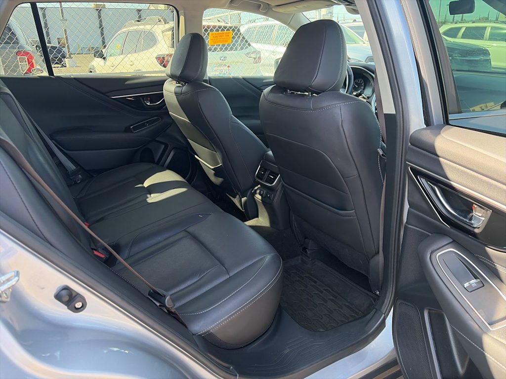 Thumbnail: 2022 Subaru Outback - 10