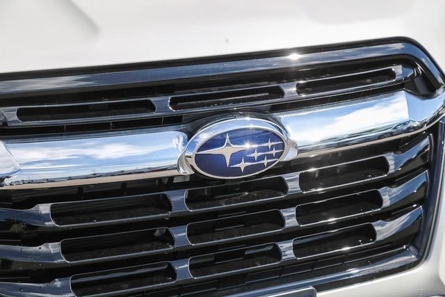 2024 Subaru Ascent Premium 18