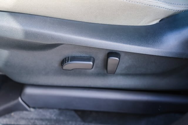 2024 Subaru Ascent Premium 26