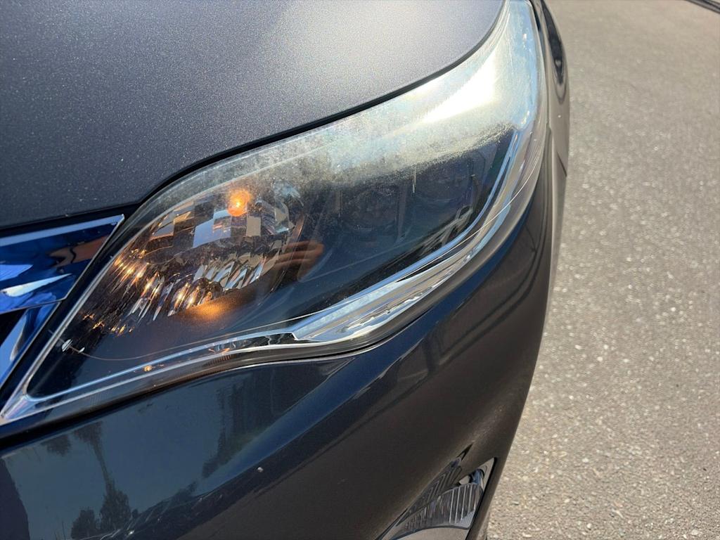 Thumbnail: 2013 Toyota Avalon - 18