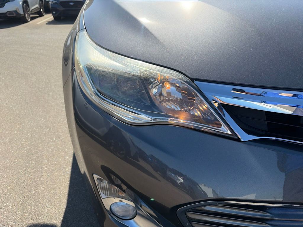 Thumbnail: 2013 Toyota Avalon - 19