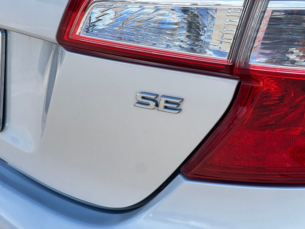 Thumbnail: 2014 Toyota Camry - 6