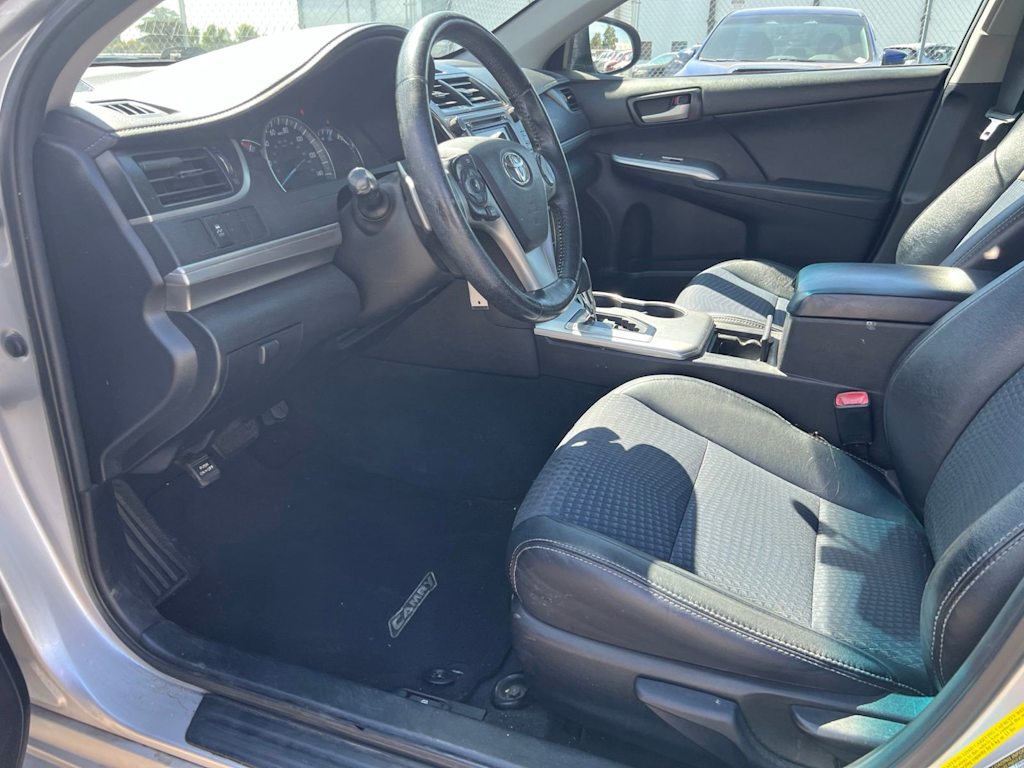 Thumbnail: 2014 Toyota Camry - 8