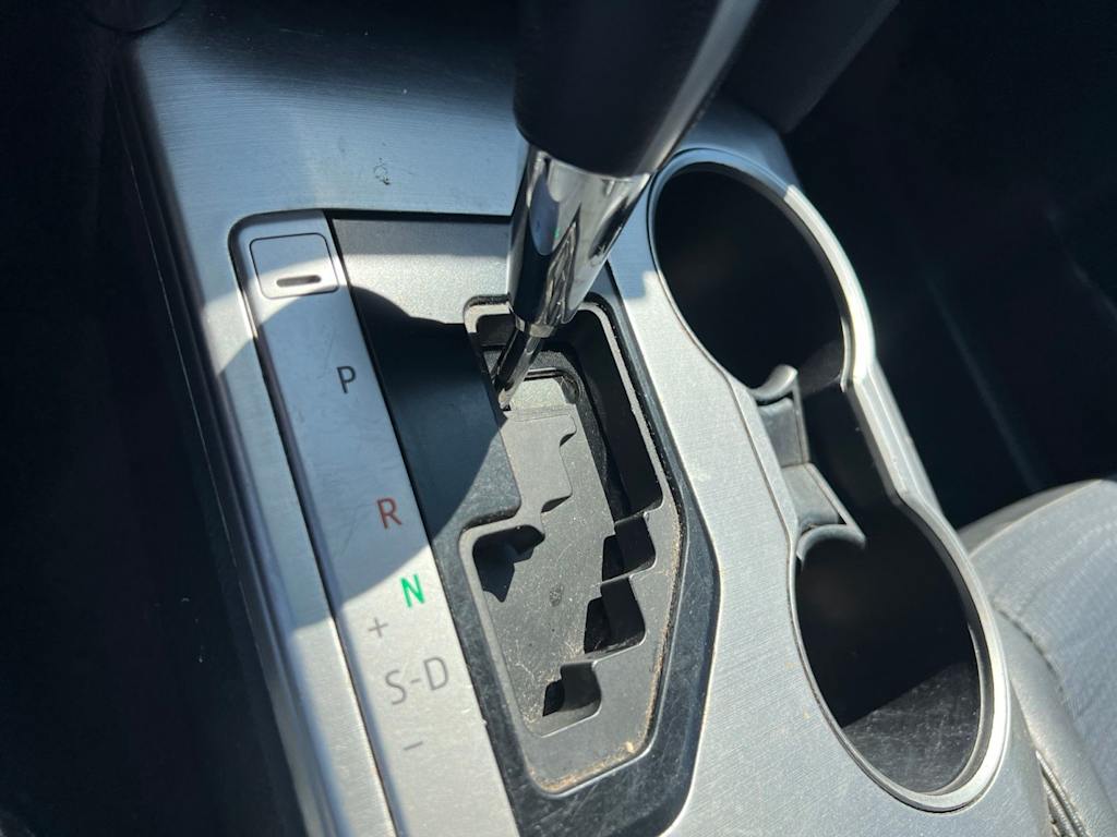 Thumbnail: 2014 Toyota Camry - 12