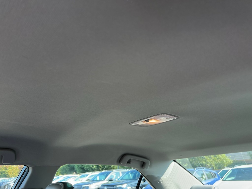 Thumbnail: 2015 Toyota Camry - 37