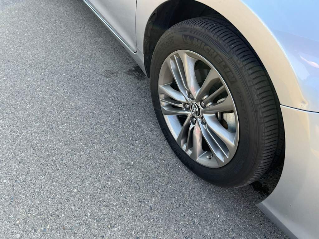 Thumbnail: 2015 Toyota Camry - 32