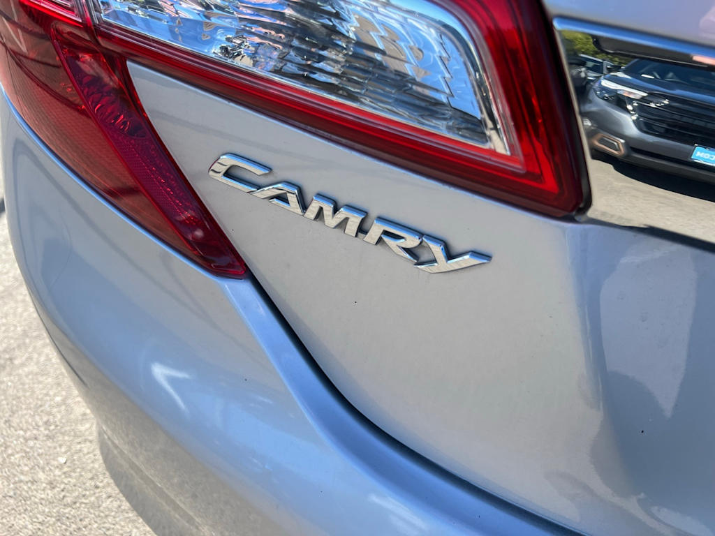 Thumbnail: 2012 Toyota Camry - 7