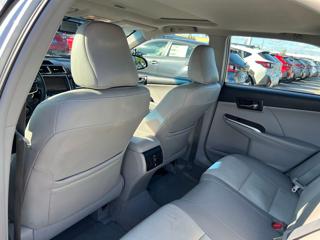 Thumbnail: 2012 Toyota Camry - 12