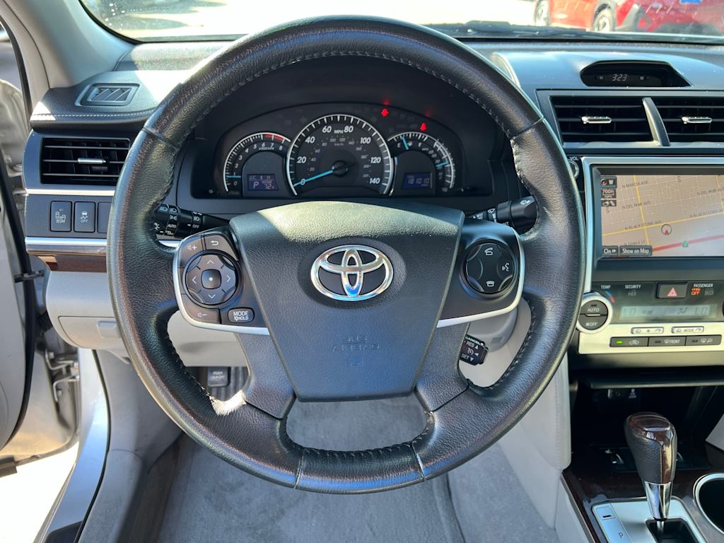 Thumbnail: 2012 Toyota Camry - 13