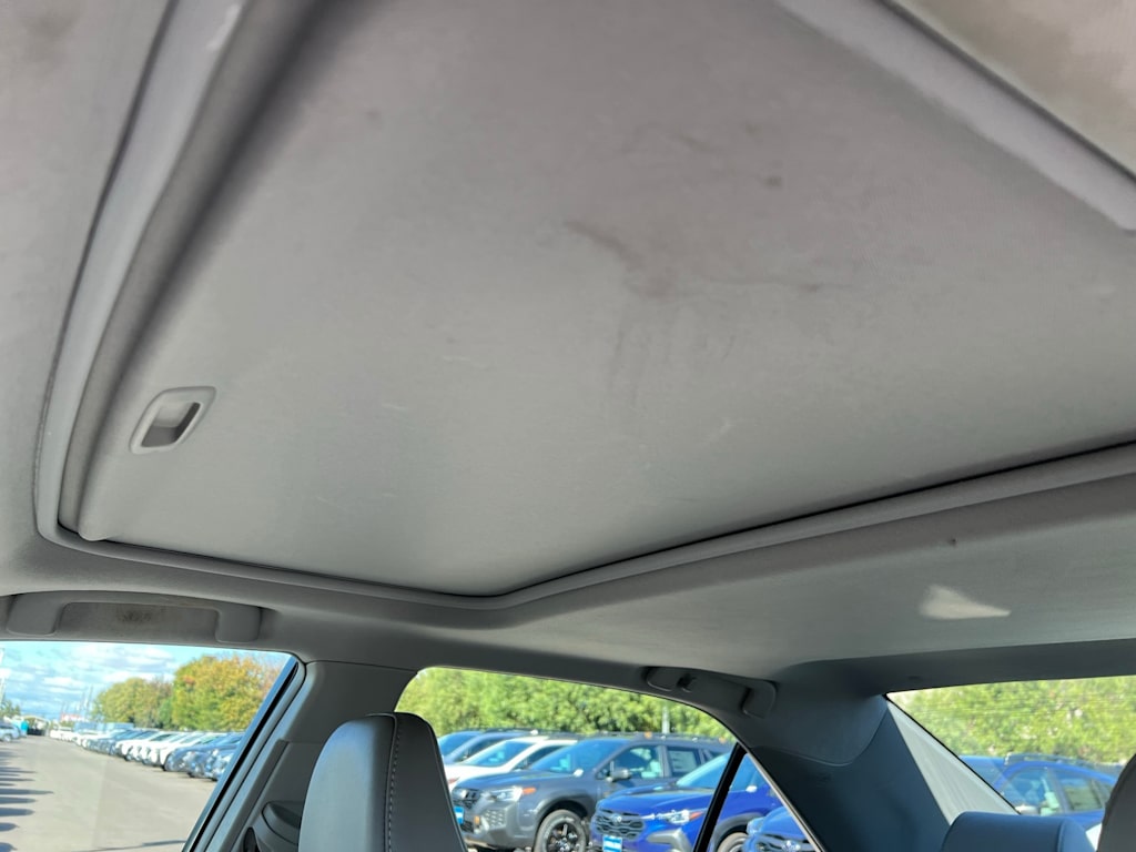 Thumbnail: 2012 Toyota Camry - 37