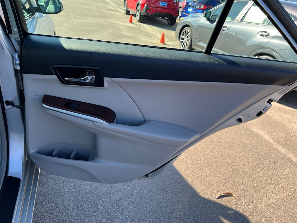 Thumbnail: 2012 Toyota Camry - 32