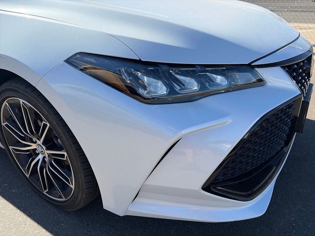 Thumbnail: 2019 Toyota Avalon - 19