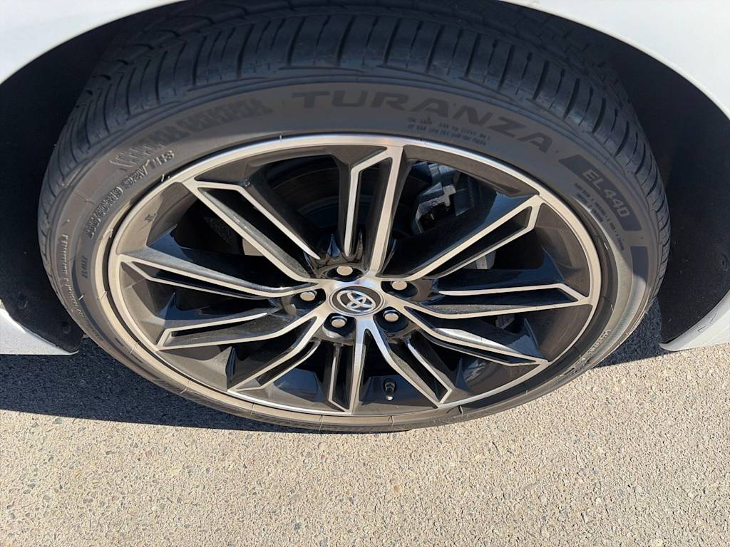 Thumbnail: 2019 Toyota Avalon - 26