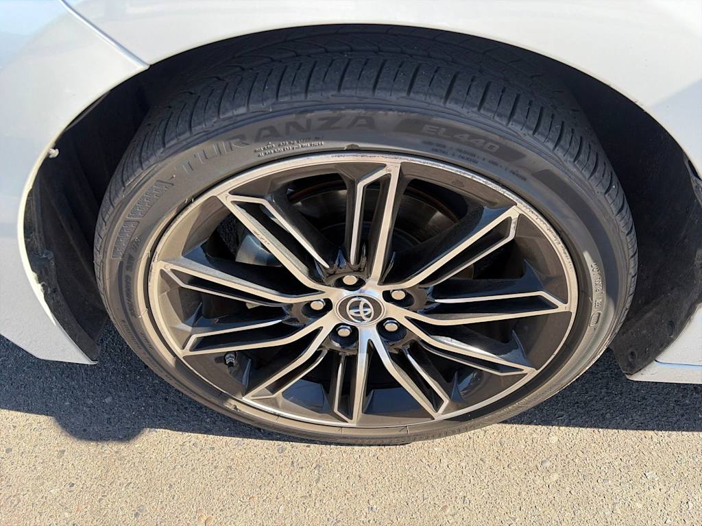 Thumbnail: 2019 Toyota Avalon - 6