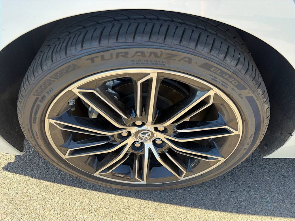 Thumbnail: 2019 Toyota Avalon - 22