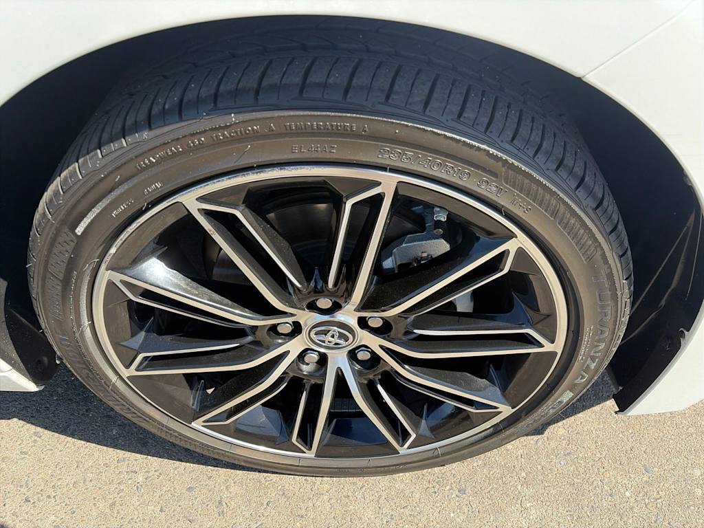 Thumbnail: 2019 Toyota Avalon - 22