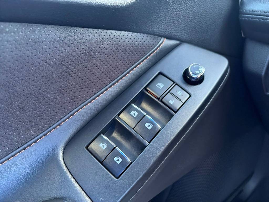 Thumbnail: 2019 Toyota Avalon - 36