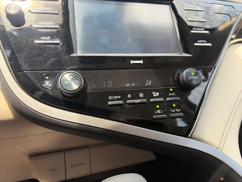 Thumbnail: 2020 Toyota Camry - 38