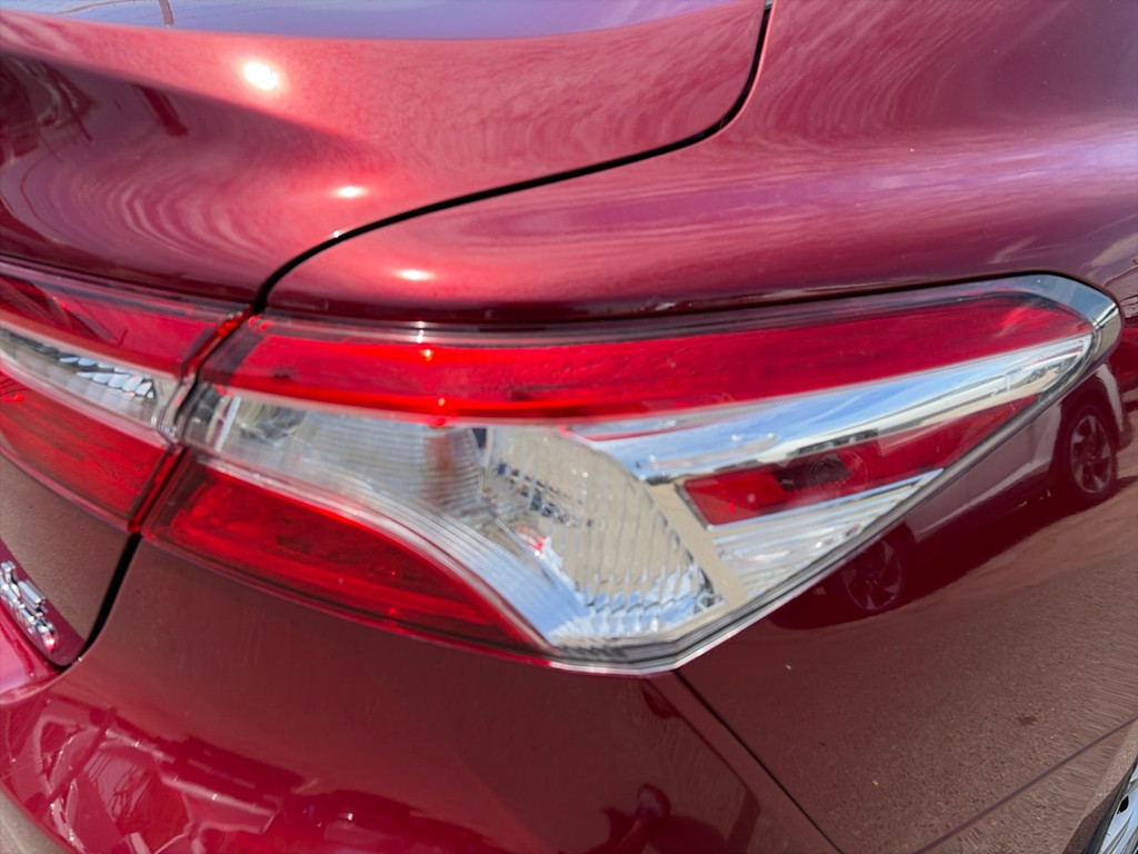 Thumbnail: 2020 Toyota Camry - 23