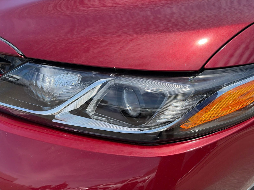 Thumbnail: 2020 Toyota Camry - 16