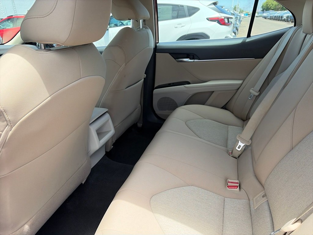 Thumbnail: 2020 Toyota Camry - 32