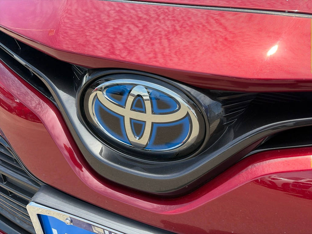 Thumbnail: 2020 Toyota Camry - 5
