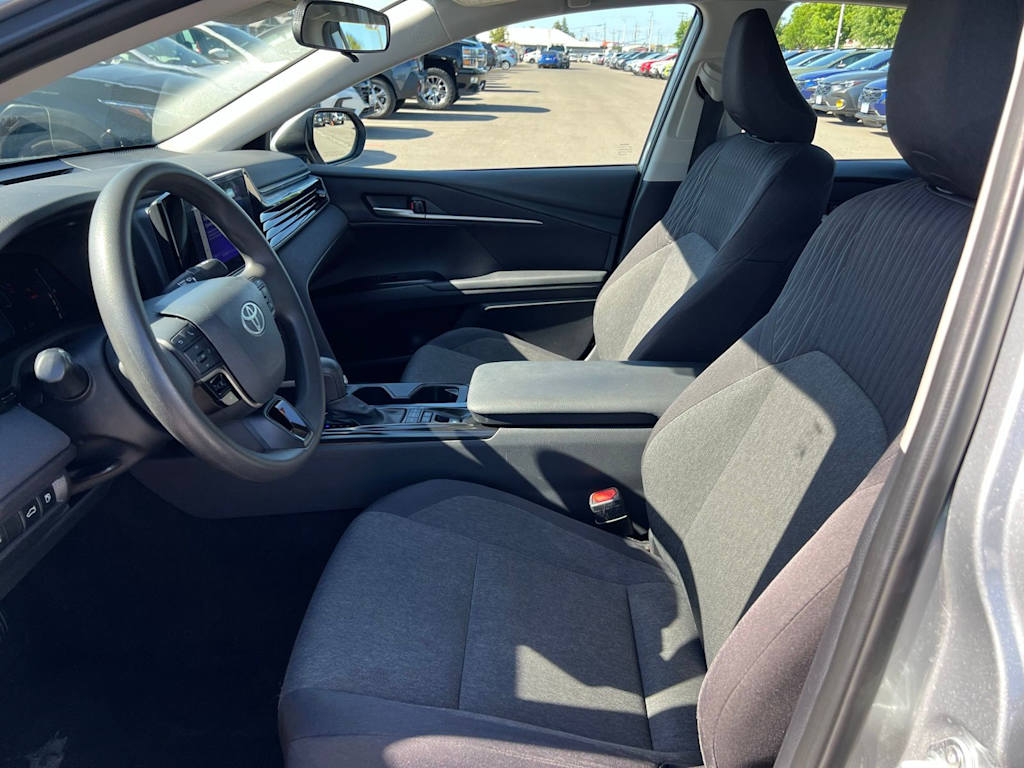 Thumbnail: 2025 Toyota Camry - 10
