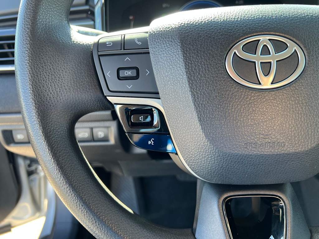 Thumbnail: 2025 Toyota Camry - 39