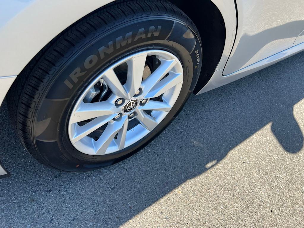 Thumbnail: 2025 Toyota Camry - 30