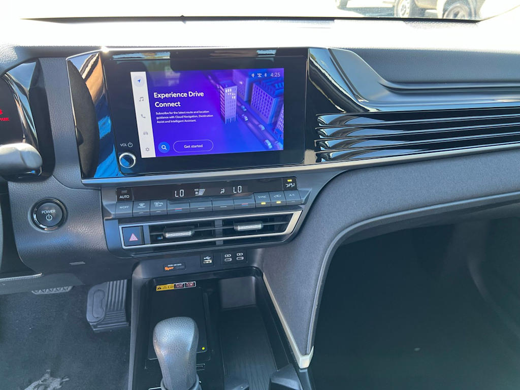 Thumbnail: 2025 Toyota Camry - 15