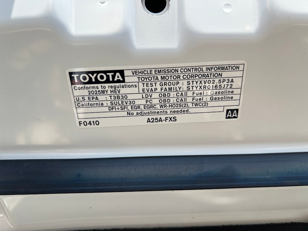 Thumbnail: 2025 Toyota Camry - 31