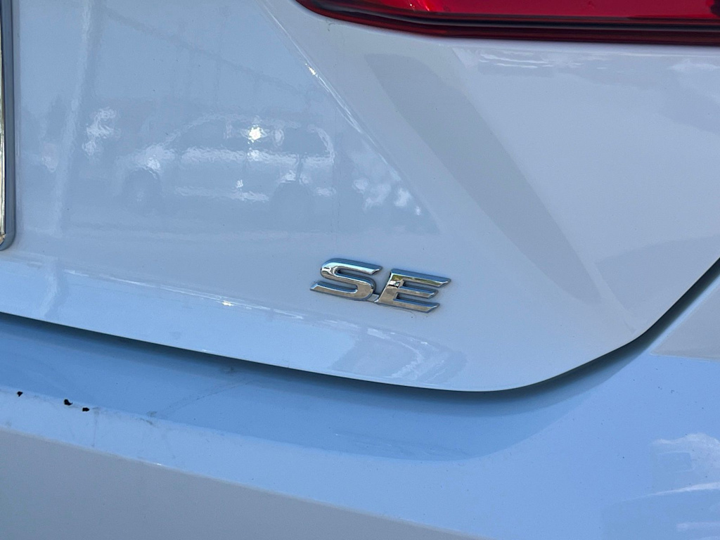 Thumbnail: 2025 Toyota Camry - 6