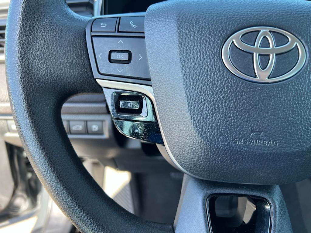 Thumbnail: 2025 Toyota Camry - 37