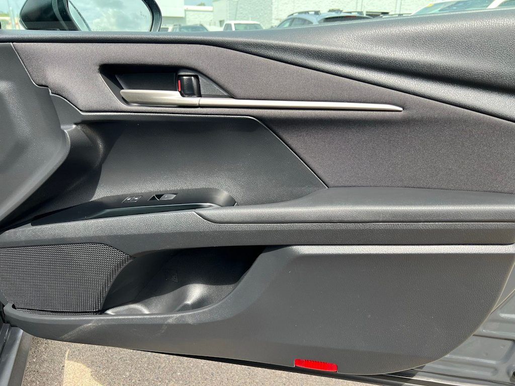 Thumbnail: 2025 Toyota Camry - 19