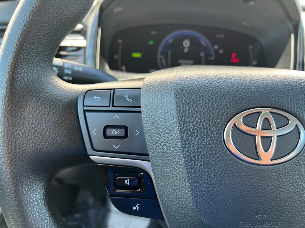 Thumbnail: 2025 Toyota Camry - 38