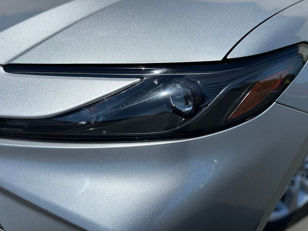 Thumbnail: 2025 Toyota Camry - 15